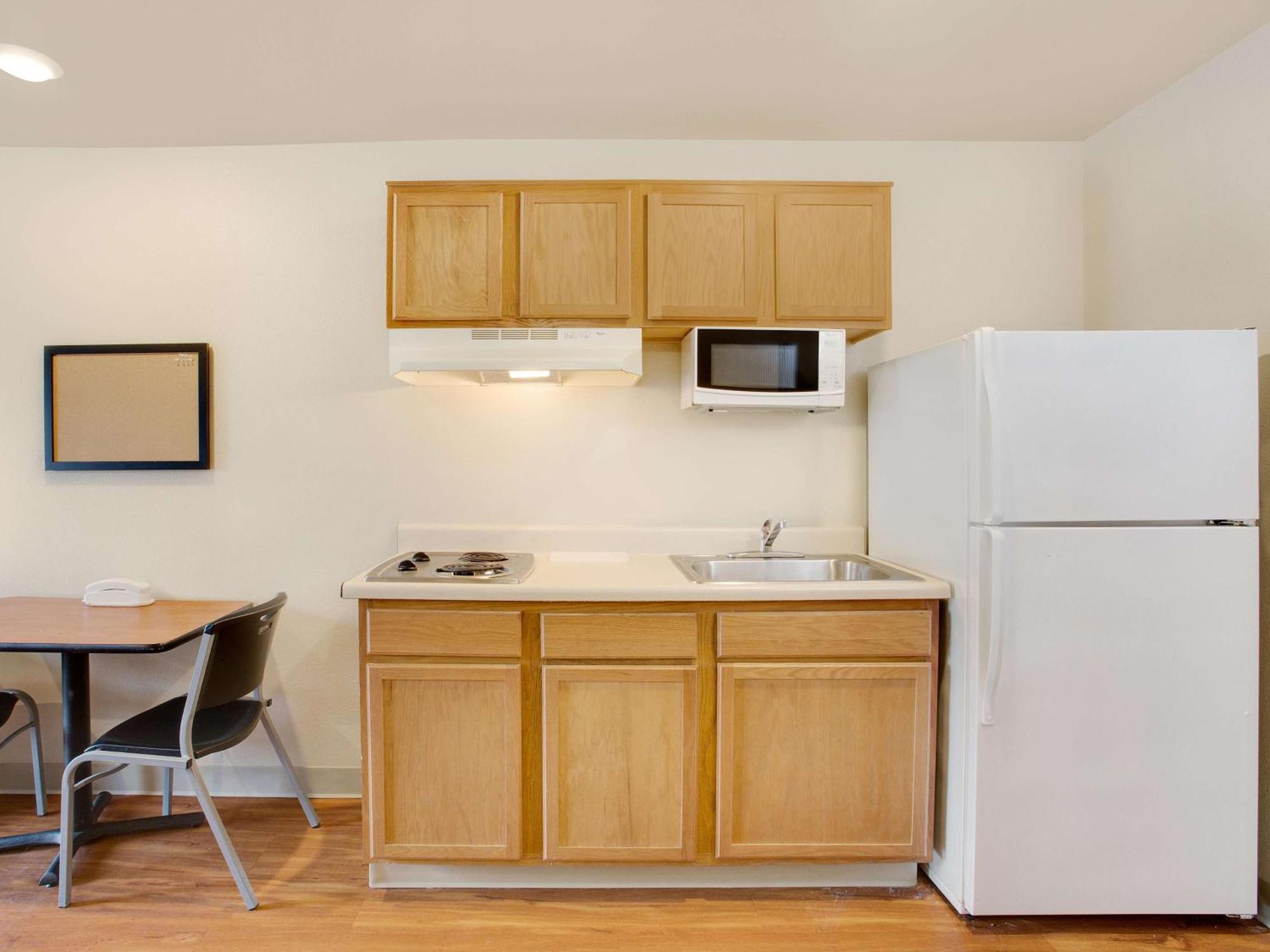 Extended Stay America Select Suites - Mobile - I-65 Екстер'єр фото