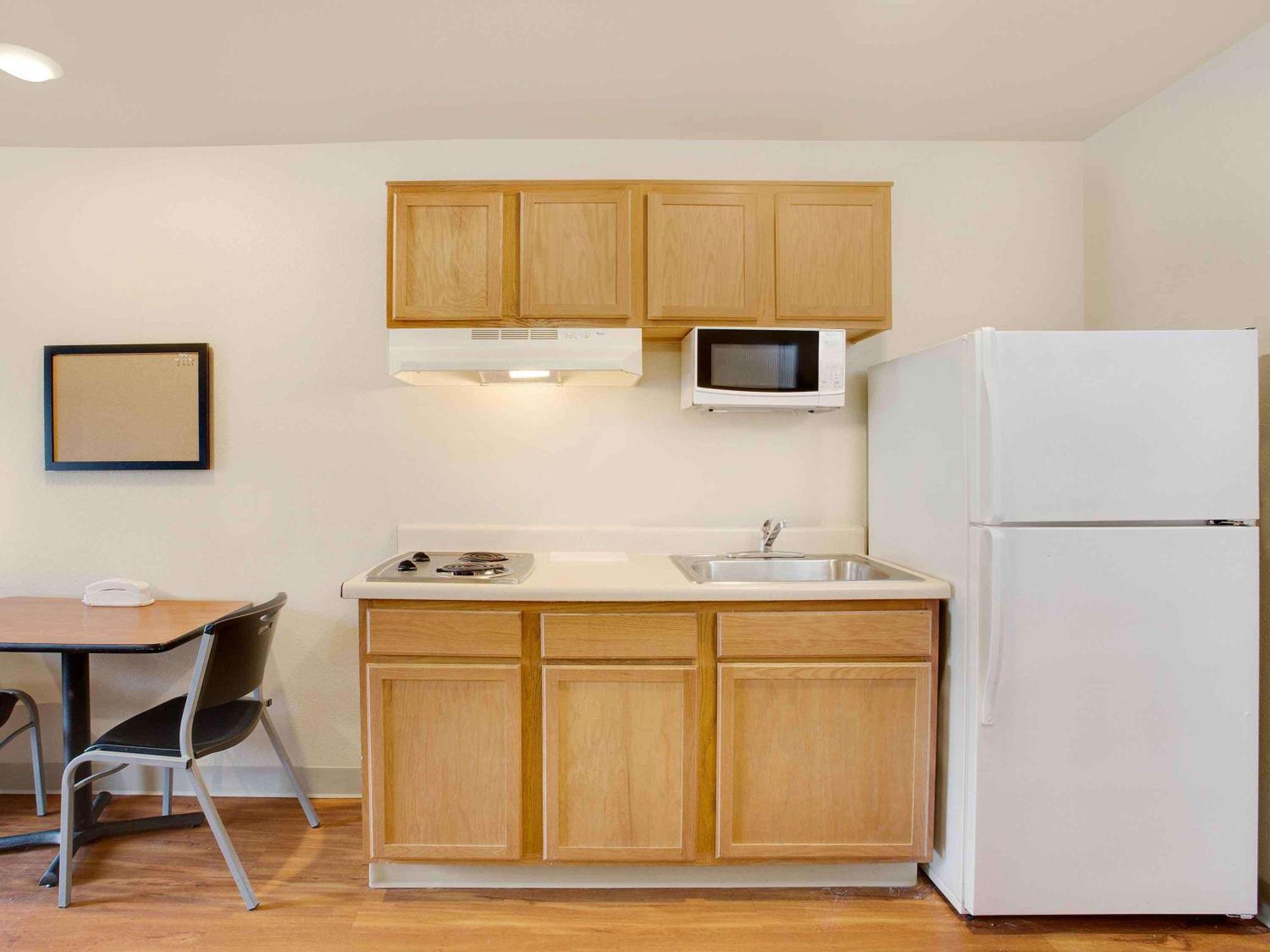 Extended Stay America Select Suites - Mobile - I-65 Екстер'єр фото